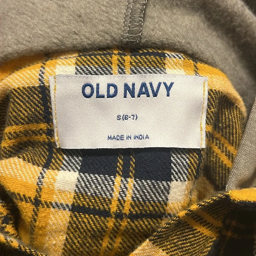 Old Navy plaid flannel shirt with hood